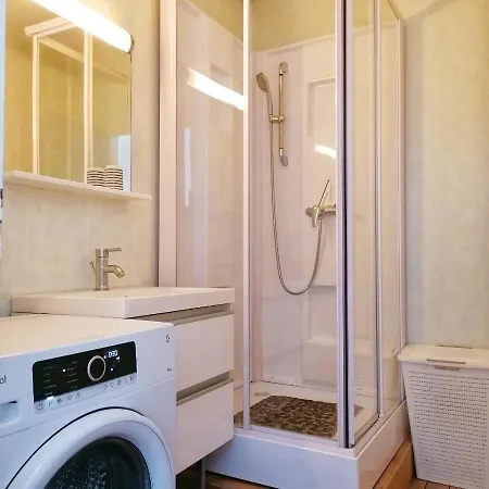 Le Petit Nicolas Et Parking Apartment *